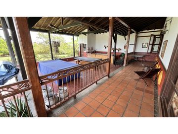 VENTA DE CASA EN MONTENEGRO, QUINDO, COLOMBIA