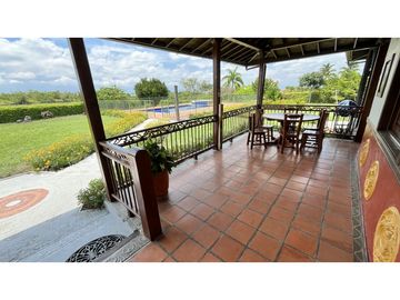 VENTA DE CASA EN MONTENEGRO, QUINDO, COLOMBIA
