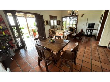 VENTA DE CASA EN MONTENEGRO, QUINDO, COLOMBIA