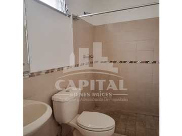 SE VENDE CASA EN BRISAS DEL GOLF