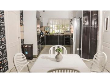 VENDO CASA DE DOS PISOS EN ALTOS DEL PANAMA $625 K!!!