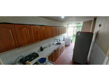 CASA EN ALQUILER SANTA GEMA LAURELES MEDELLIN AVENIDA 80 CON 33