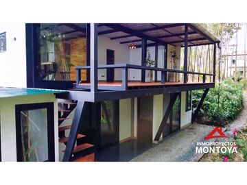 Casa de lujo nueva🔥 en parcelación, vía Armenia