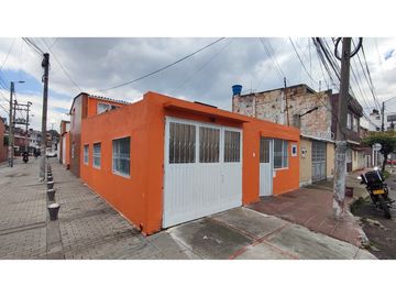Casa en Venta en La Clarita, Engativa - Bogotá