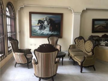 CASA EN VENTA BARRIO LA CASTELLANA