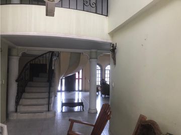 CASA EN VENTA BARRIO LA CASTELLANA