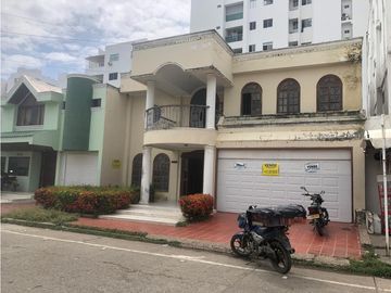 CASA EN VENTA BARRIO LA CASTELLANA