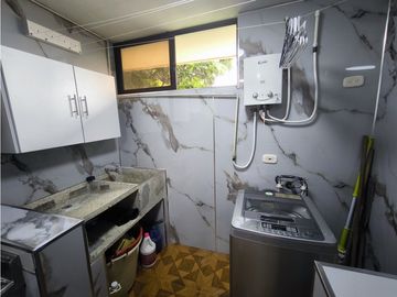 APARTAMENTO EN VENTA EN 4TO PISO S/A EN PRIMERO DE MAYO C-JD