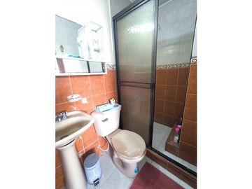 APARTAMENTO EN VENTA EN 4TO PISO S/A EN PRIMERO DE MAYO C-JD