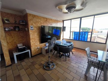 VENTA DE APARTAMENTO 4TO PISO S/A EN PRIMERO DE MAYO C-JD
