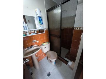 VENTA DE APARTAMENTO 4TO PISO S/A EN PRIMERO DE MAYO C-JD