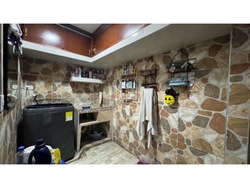 Casa de dos pisos en venta Barrio Plaza Campestre Palmira Valle