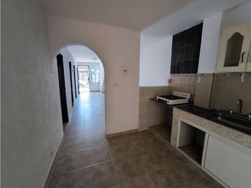CASA EN VENTA EN EL CANEY DE CUATRO PISOS C-VR/CW:8043723