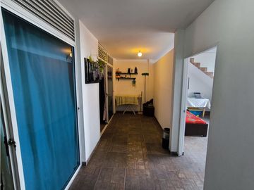 CASA EN VENTA EN EL CANEY DE CUATRO PISOS C-VR/CW:8043723