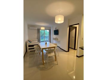 Venta: Departamento 1 dorm. en Veneto Village, Villa Parque Siquiman