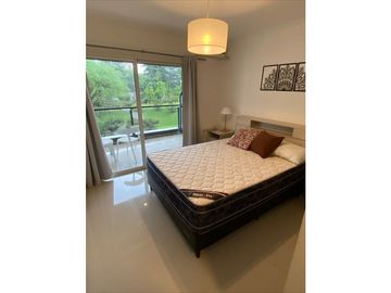 Venta: Departamento 1 dorm. en Veneto Village, Villa Parque Siquiman