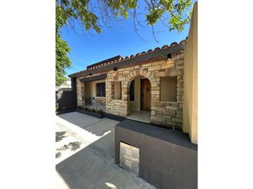 VENTA/  PH 3 AMBIENTES AL FRENTE/ MAR DEL PLATA
