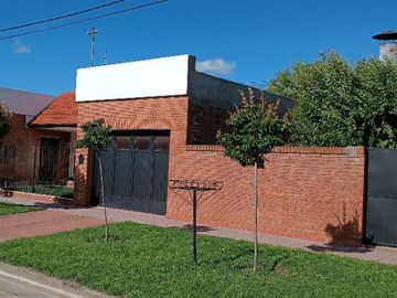 Casa en venta en Coronel Suarez