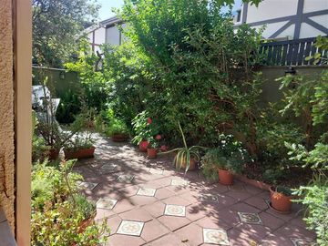 Casa en Venta en ESTADIO CROATA-COLEGIO MANQUEHUE-SAN ESTEBAN