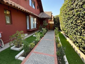 Casa en Venta en Cercana a colegio San Francisco