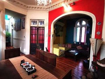 CASA  EN VENTA SANTIAGO CENTRO
