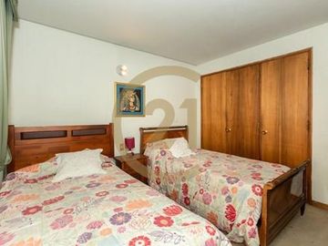 Venta Departamento 3 Dormitorios 2 Baños Servicio