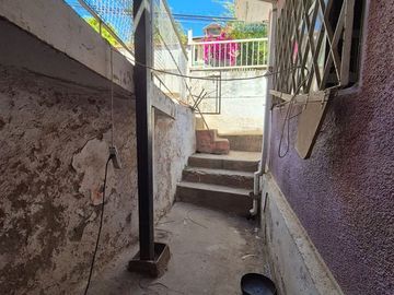 Casa en Venta en Casona esquina en Cerro Jiménez
