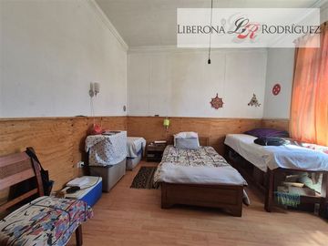 Casa en Venta en Casona esquina en Cerro Jiménez