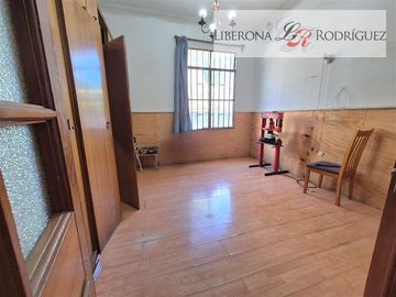 Casa en Venta en Casona esquina en Cerro Jiménez