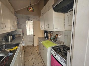 Gran oportunidad de hermosa casa en condominio!