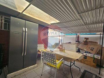 Gran oportunidad de hermosa casa en condominio!