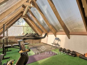 Linda casa en venta en pasaje cerrado La Reina