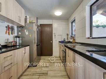 Linda casa en venta en pasaje cerrado La Reina