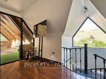 Linda casa en venta en pasaje cerrado La Reina