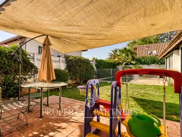 Linda casa en venta en pasaje cerrado La Reina