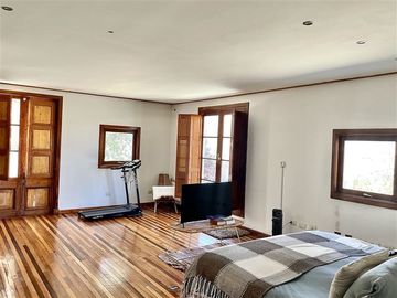 Casa en Venta en Cerro Santa Isabel / Aledaño Las Brisas de Chicureo Acceso Sur Oriente