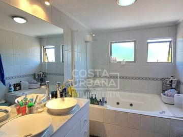 Hermosa casa en un entorno privilegiado