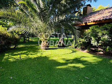 HERMOSA CASA EN OLMUÉ