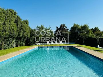 HERMOSA CASA EN OLMUÉ