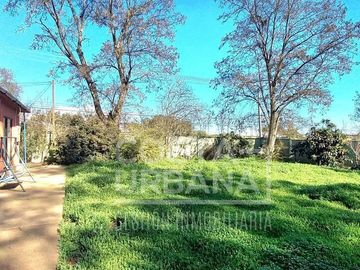 VENDE   Casa con Amplio Terreno en Lo GAMBOA de  Olmué