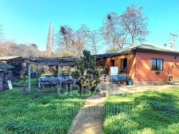 VENDE   Casa con Amplio Terreno en Lo GAMBOA de  Olmué