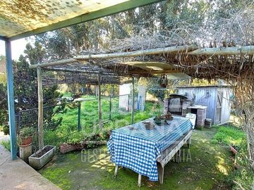 VENDE   Casa con Amplio Terreno en Lo GAMBOA de  Olmué