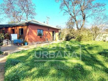 VENDE   Casa con Amplio Terreno en Lo GAMBOA de  Olmué