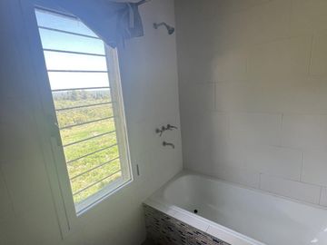 VENTA - Casa en Villa Elena