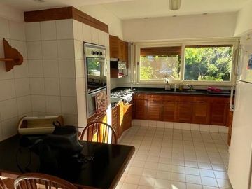 Casa  de 3/4 dormitorios con una excelente calidad y diseño
