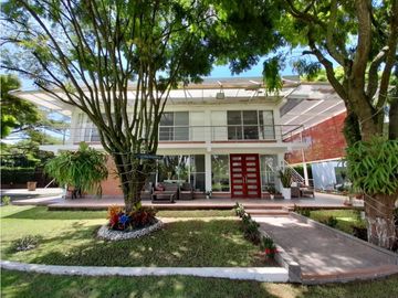 Casa campestre venta - alquiler - permuta Condominio Bosques de Belén