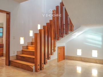CASA EN VENTA EN SAN MIGUEL DE LA CAÑADA, SEATTLE, ZAPOPAN