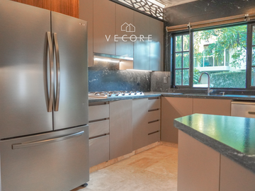 CASA EN VENTA EN SAN MIGUEL DE LA CAÑADA, SEATTLE, ZAPOPAN