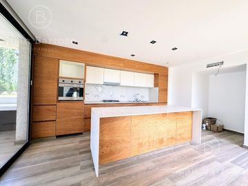 Venta Casa a estrenar en San Eliseo Country Golf en San Vicente - Canning.