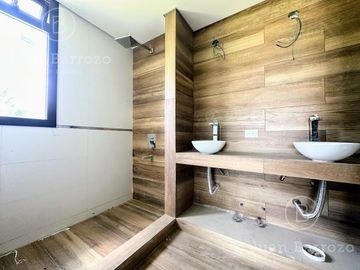 Venta Casa a estrenar en San Eliseo Country Golf en San Vicente - Canning.